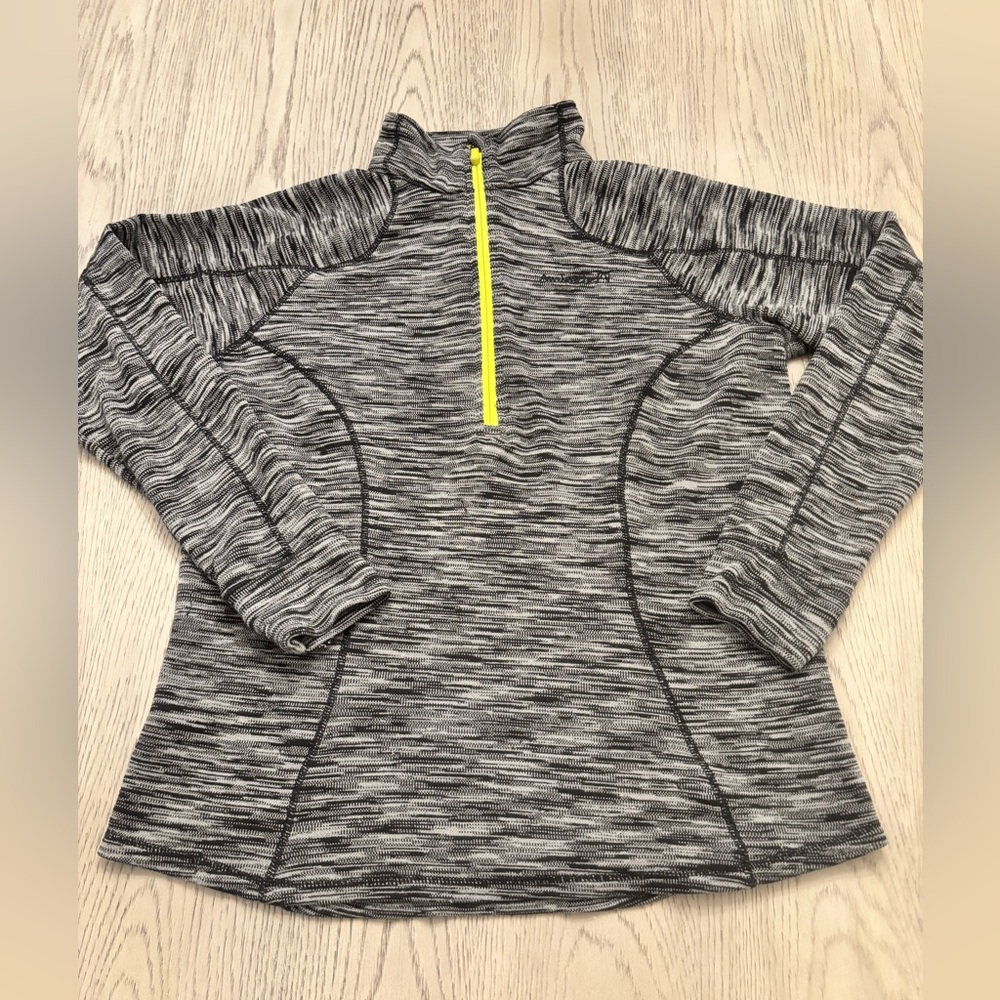 Avalanche Women’s Black & White Quarter Zip Pullover Size L
